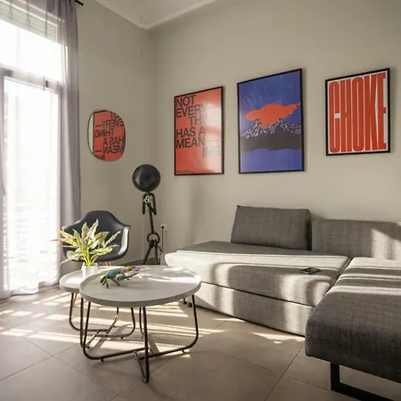 100 Mbps|smart Tv|a/c|self Check In|full Kitchen Thessaloniki