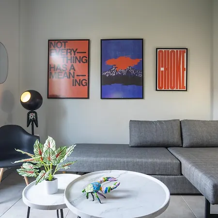 100 Mbps|smart Tv|a/c|self Check In|full Kitchen Appartement