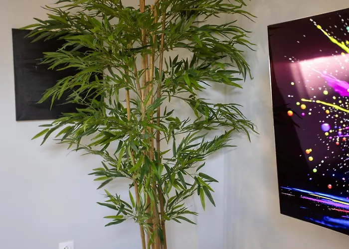 100 Mbps Smart Tv Ac Self Check In Full Kitchen Apartmán