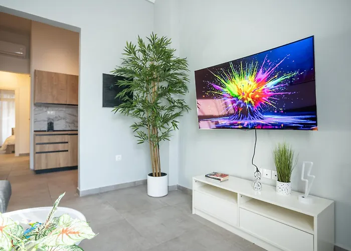 100 Mbps Smart Tv Ac Self Check In Full Kitchen Soluň