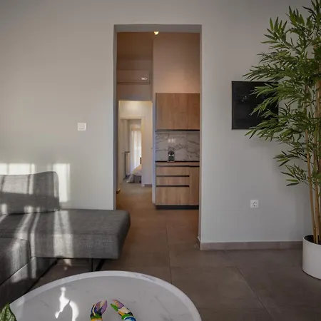 100 Mbps|smart Tv|a/c|self Check In|full Kitchen * 塞萨洛尼基